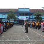 Hari Kedua MPLS 2025, SMK Negeri Darul Ulum Muncar Gelar Kegiatan Kesamaptaan dan Wawasan Kebangsaan
